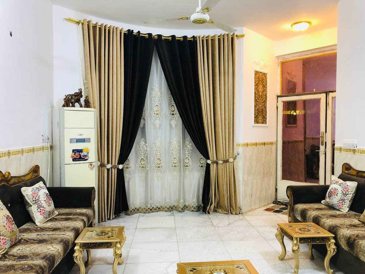 دار للبيع  جاهز للسكن
طابو زراعي سند 25 
المساحة 200

يتكون من طابقين :
الطابق الاول / غرفة وصالة ومطبخ وهول وصحيات 
الطابق الثاني / 3 غرف نوم وهول وصحيات
الدار ناقص واجهية والطارمة صبة لكن من الداخل كامل

العنوان /حله / حي الاساتذة / خلف مدينة حمورابي قرب بيت عميد قيس خامس بيت عن التبليط 
للاستفسار  اكثر يرجى التواصل اتصال او واتس اب على الرقم 

***********

#مكتب_العماد_للعقار
#العنوان_الحله_شارع_الضريبة
#مستعدون_لنشر_كافة_عروضكم
