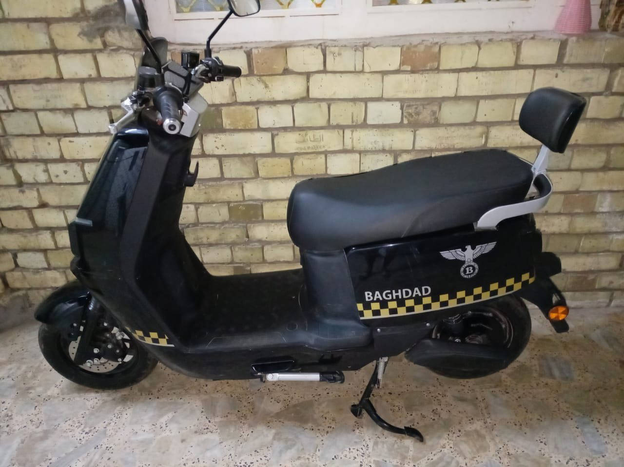 سلام عليكم  دراجه شحن البيع دراجه جديده مامستعمله هواي ٦بطاريات جدد نضام D+Rمكان بغداد جسر ديالى القديم *********** السعر ٨٧٥
