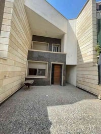 🔹 لـلـبـيـع فـي السـيـديـة   دار سكني مربع الضباط شارع 12 م  الـمـسـاح...