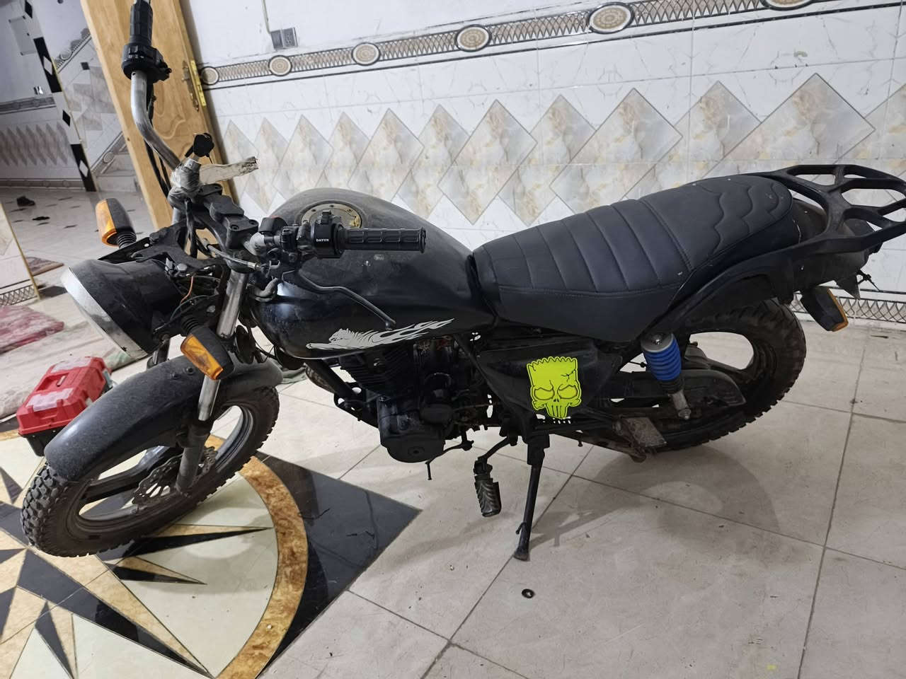 دراجه نوع وبامه متروكه دراجه صار 3  شهر  وراق صوليه 2017  دراجه تشتغل بس  بيع كوم حديد  سعر 350 وبيه مجال قليل ***********
