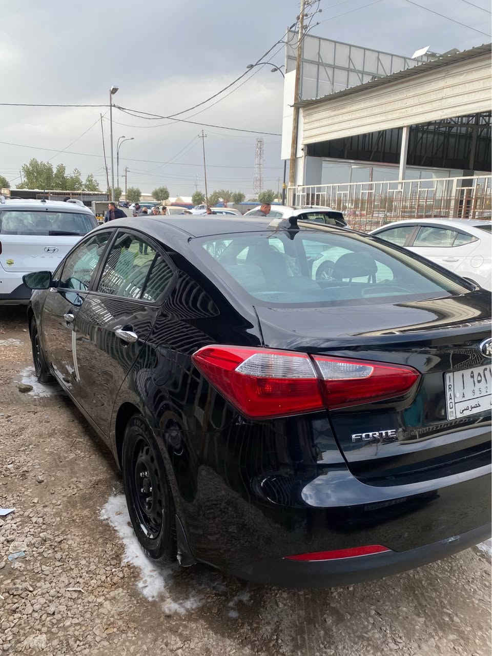 سلام عليكم فورتي 2016 
ماشيه 95 اصل وارد امريكي بيها حادث بنيد ومصبوغ وجاملغ جهه السايق بارد بي وحافه الباب بارد جديده السياره كير مكينه حداديه تخم تاير جاهز رقم بابل معروضه ب105 وبيها مجال 
مكانها الحله *********** حلة, بابل
