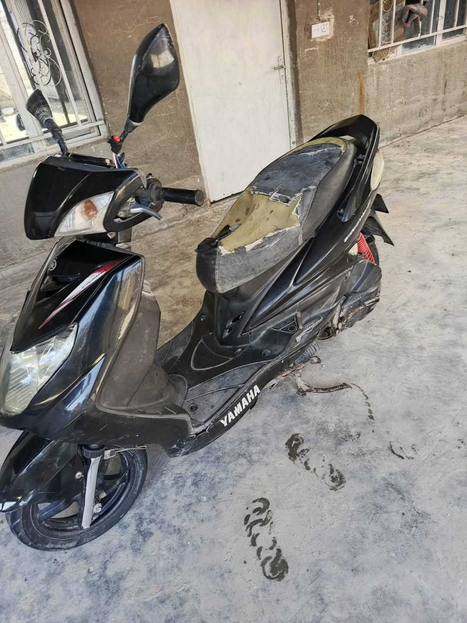 ‏‪0781 671 7896‬‏سكنس فحل نوزل خطين مكينه مجفته بس الدراجه خير من الله بيه صوت فقط بس بل اكلجات لهن ما مجفتيه عدل تجي وتشوف السعر الخاص مكان الاسكندريه الحصوه حي النوار
