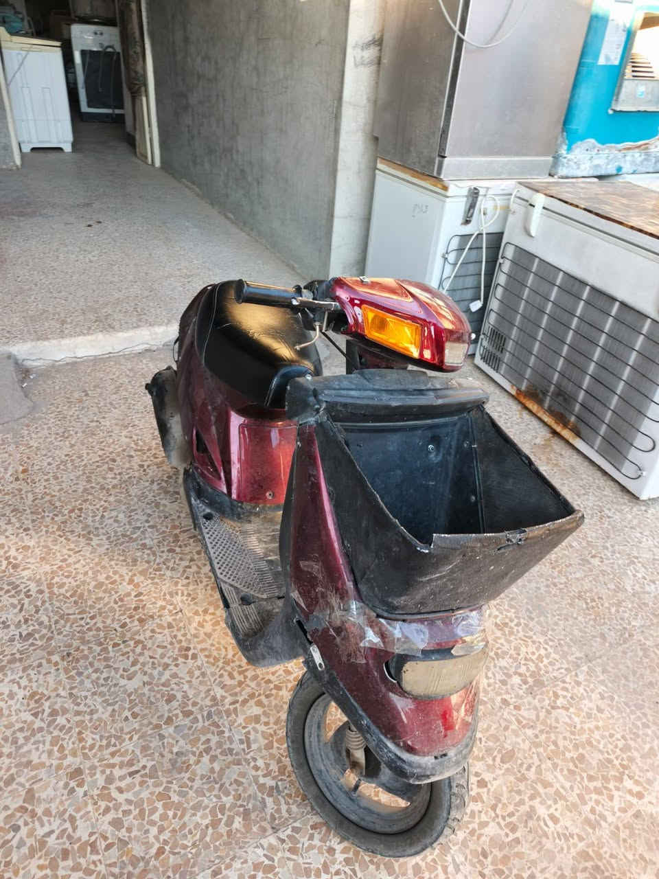 ماطور لبيع شغال مابيه شي بس كزوز يطلع صوط من واشار مالو يطلع صوط
السعر 150
رقم ***********
