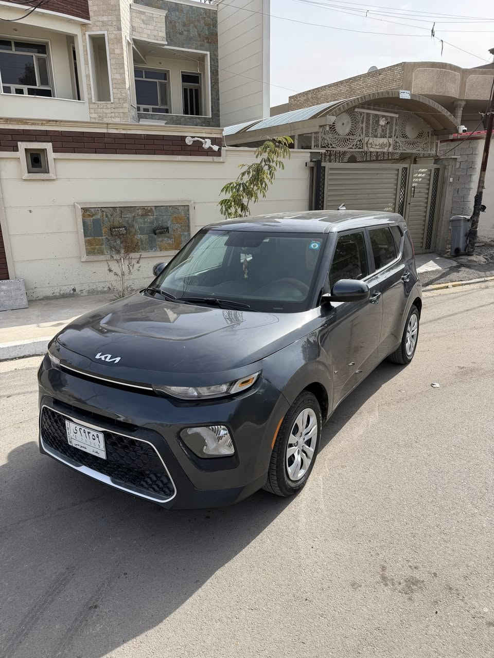 سلام عليكم للبيع كيا سول 2022
حادث جداً بسيط وكلشي راجع بلادي 
نص بنيد صبغ وجاملغ السايق بارد ودعاميه نفسها مصلحه كلشي بيها بلادي ليبل واحد 
وصور الحادث موجوده اخير شي  
وباسمي تحويل ثاني يوم 
ماشيه 30 الف يعني اقل ل 15 ميل 
محرك 2000 دوش وكير at بلادي 
موصفات عاديه
شاشه كبيره 
اوتو هولد 
كار بلي 
كامره دواره 
تحكم ستيرن جهتين
وباقي الموصفات 
مكاني بغداد الشعب ثعالبه 
السعر 148 وبيها مجال بسيط
الرقم واتساب او رصيد 
***********
