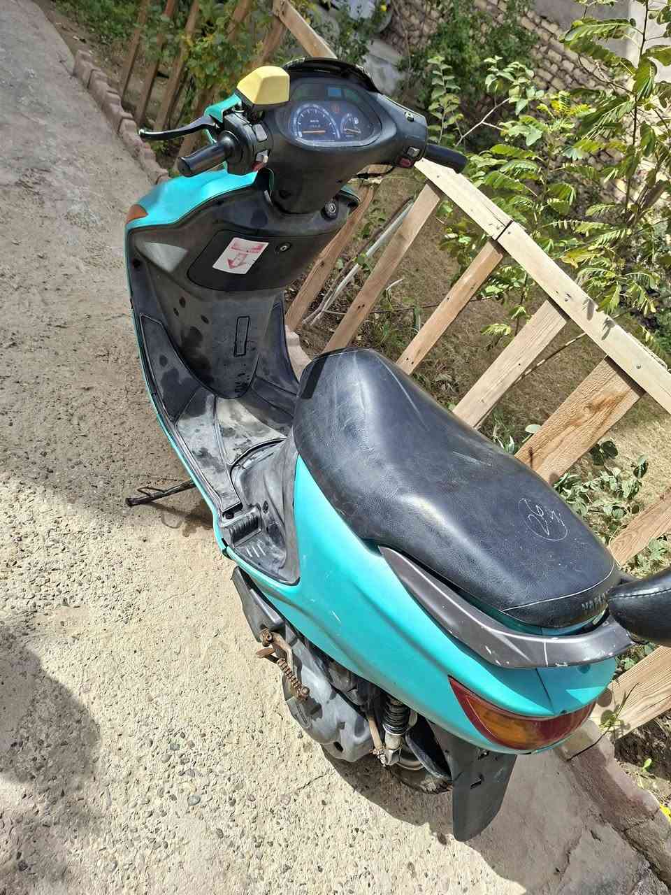 سلام عليكم حبايب دراجه للبيع نضيفه الله شاهد مال منتسب يعني ما متعوبه وتايرات ثنينهن جدد مبدلات مكاني كربلاء طويريج السعر ٤٥٠ بيها مجال حك الجيه   ***********
