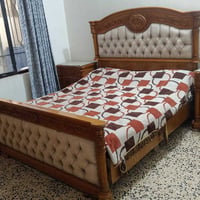 غرفه زان مستعمله للبيع ارتفاع الكنتور 260 تخت زان ميز تواليت ميز تلفزي...