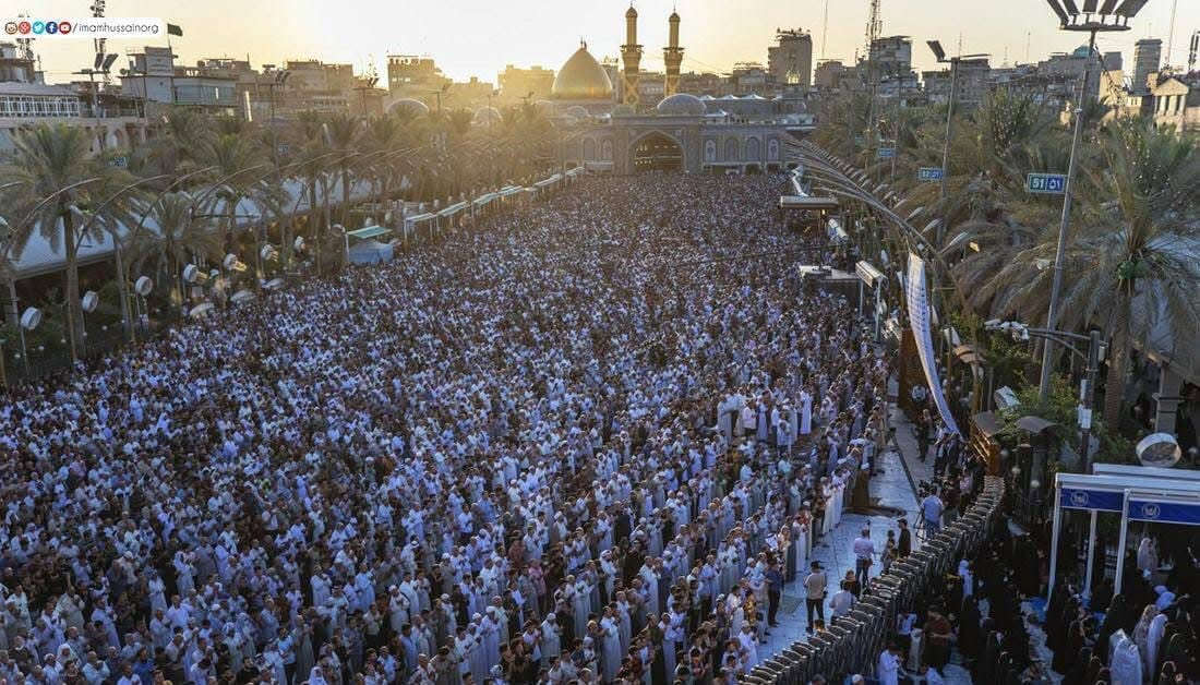 قال الإمام جعفر الصادق عليه السلام 
من زار الحسين يوم عرفة عارفاً بحقه كتب الله اله ألف حجه مقبوله وألف عمره مبروره. 

إن الله تعالى ينظر الئ زوار  قبر الحسين(ع) نظره الرحمه في عرفة قبل نظره أهل عرفات. 

تعلن حملة السفير اهالي 
عن زيارتها يوم الثلاثاء الى مرقد مسلم بن عقيل عليه السلام و كربلاء  المقدسة لزيارة الامام الحسين عليه السلام واخية أبا الفضل العباس عليه السلام 
الانطلاق بعد صلاة الفجر والعوده بعد صلاة الظهر. 

للأستفسار اكثر مراسلة الصفحة
او الأتصال على الرقم ***********
خدمه الزوار شرف لنا.
