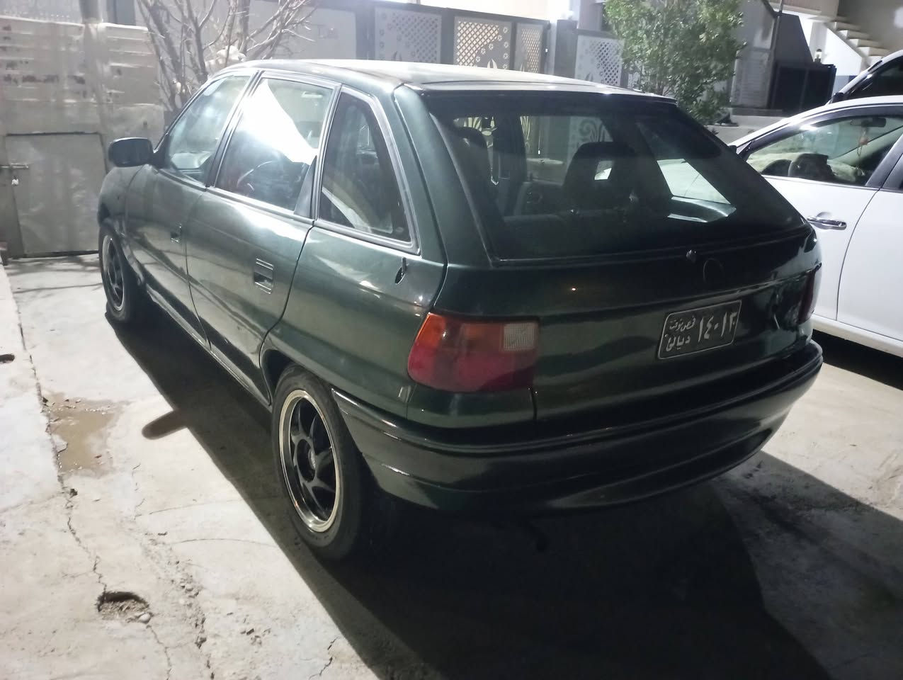 سەرەتا بەناوی خوا ئەم سەیارە بۆ فرۆشتن ئۆپل استرا 1995 مکینە 20تۆماتیک کارەبای هەمووی ئیش ئەکات تایە تازەیە کامل تازە سبوخ کراوە زەربەی نیە سەنەویو حاسیبەی بەشرت گۆرینەوەش لەسەر دڵ گردن سعری ژم ***********
ئەدمینی گوڵ وەری بگرە
