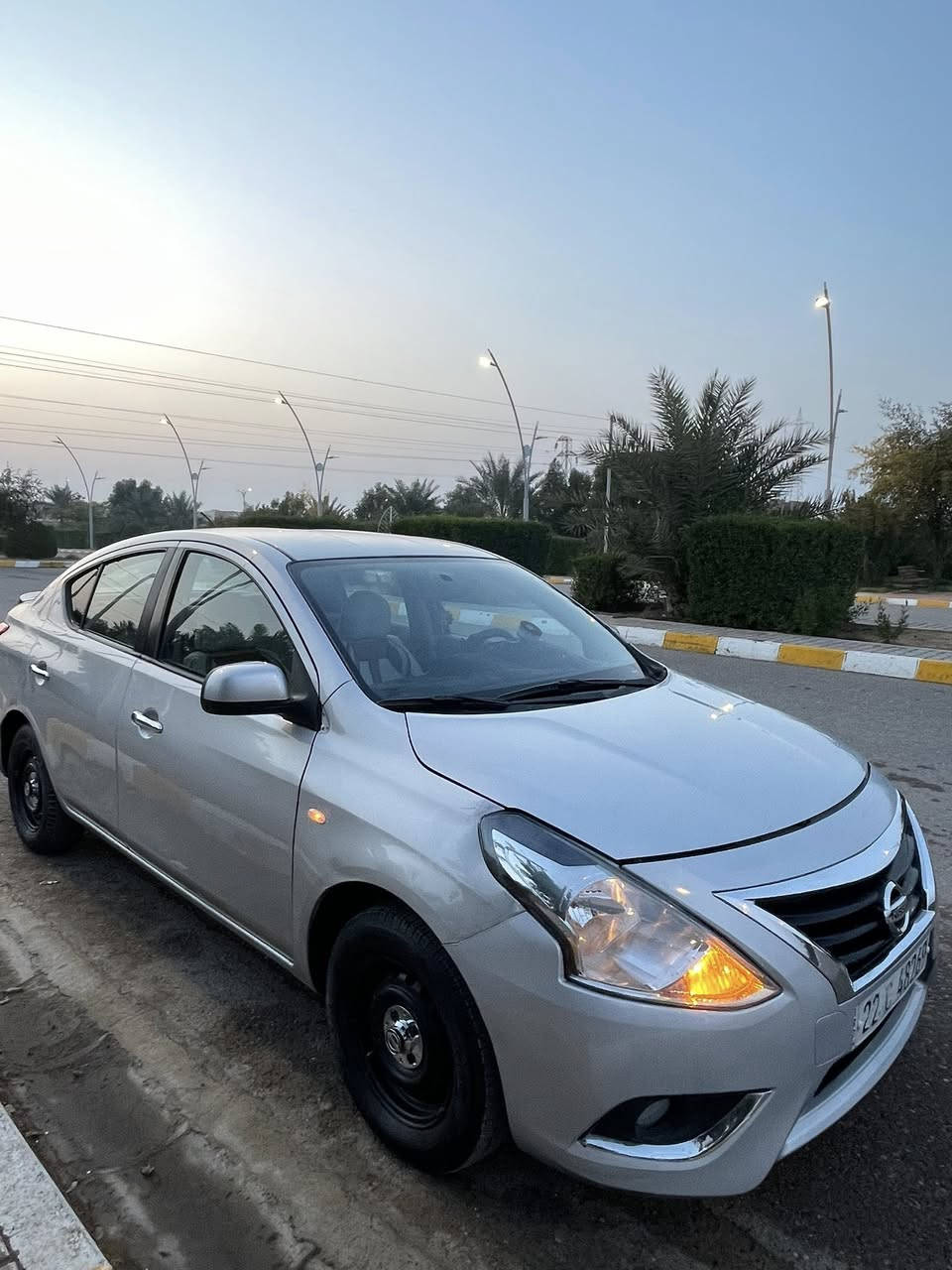 السلام عليكم
صني للبيع موديل ٢٠١٥ السياره حلوه وجاهزه مابيها نقص كير ومحرك شرط بيها ٤ جاملغات صبغ بدون معجون السعر ٨٥ وبيها مجال بسيط مكاني تكريت للاستفسار ***********
