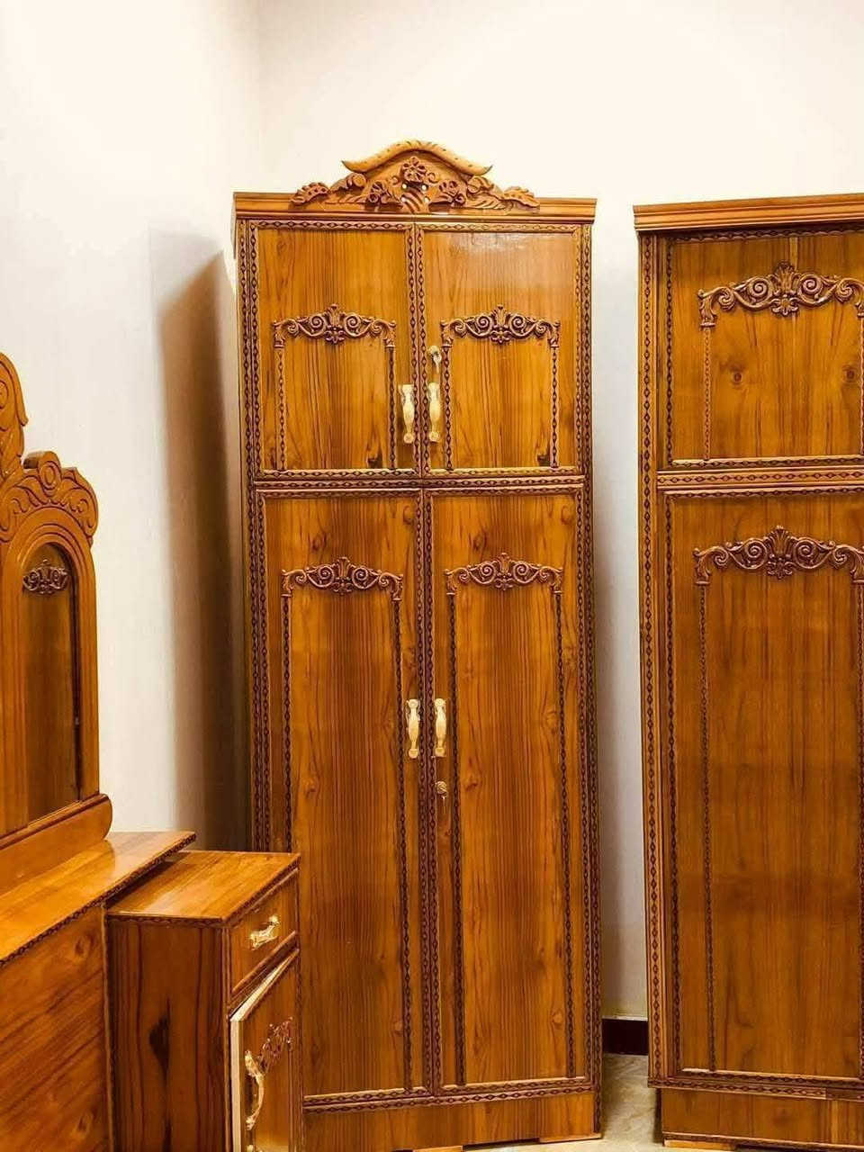 غرفه جديده ام الخمسه صاج عراقي السعر 775 مع النقل والشد داخل بغداد مجاني الاستفسار خاص واتساب على هاي الارقام ***********  ***********
