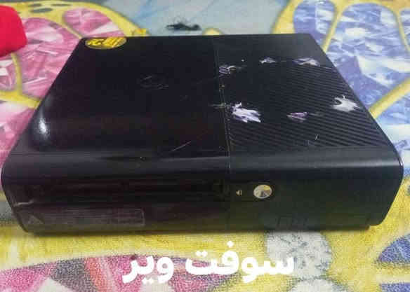 سلام عليكم إكس بوكس عدد 2 اول واحد عطل كرت الشاشه وثاني سوفت وير لبييع السعر 110وبيهن مجال المراسله ***********فقط وتساب او ماسنجر
