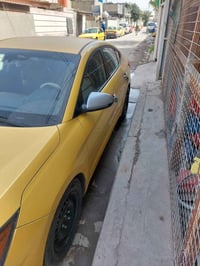 سيارة النترا  موديل ٢٠٢٠ نصف فول مكينة ٢٠٠٠ كيرها اي تي المرغوب حادثها...