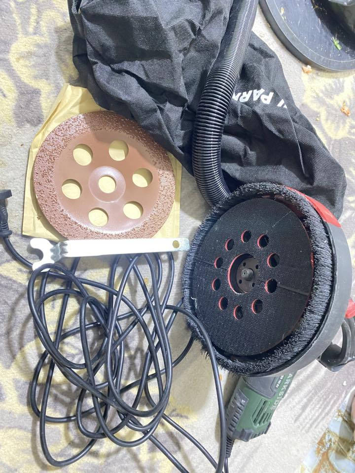 كله شرط الشغل السعر 90 للكل والله جدد ونضاف ومفحوص وليريدهن اصورلياهن وهنه يشتغلن 
حط تم وطبلك خاص او الاتصال ***********
