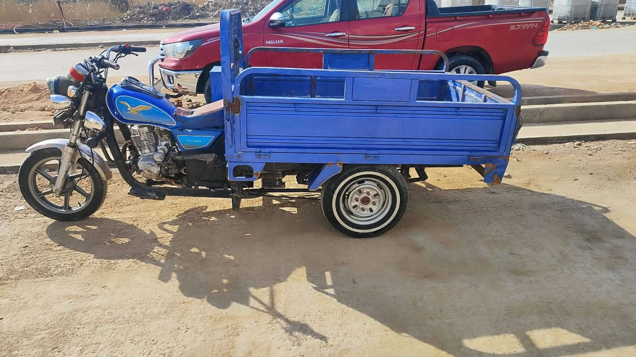 سلام عليكم من رخصت ابو لكروب ستوته 22نضيفه على اخر حبايه مثل مشوف كله شغاله مال بيت ماحب رتب بيه سنويه عضم بسمي سعر 2200بيه.مجال.حق.جيه.مكان.ديوانيه.مركز.***********
