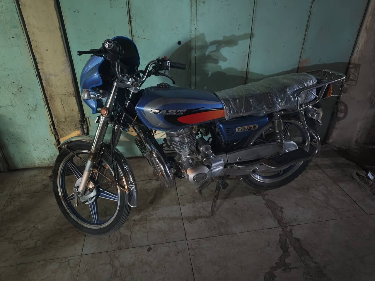 بارت مديل 23 نظيفة حيل بعدهي بلكارتون مكينة مامتعوبه ابد شلعه 
للاستفسار     ***********
