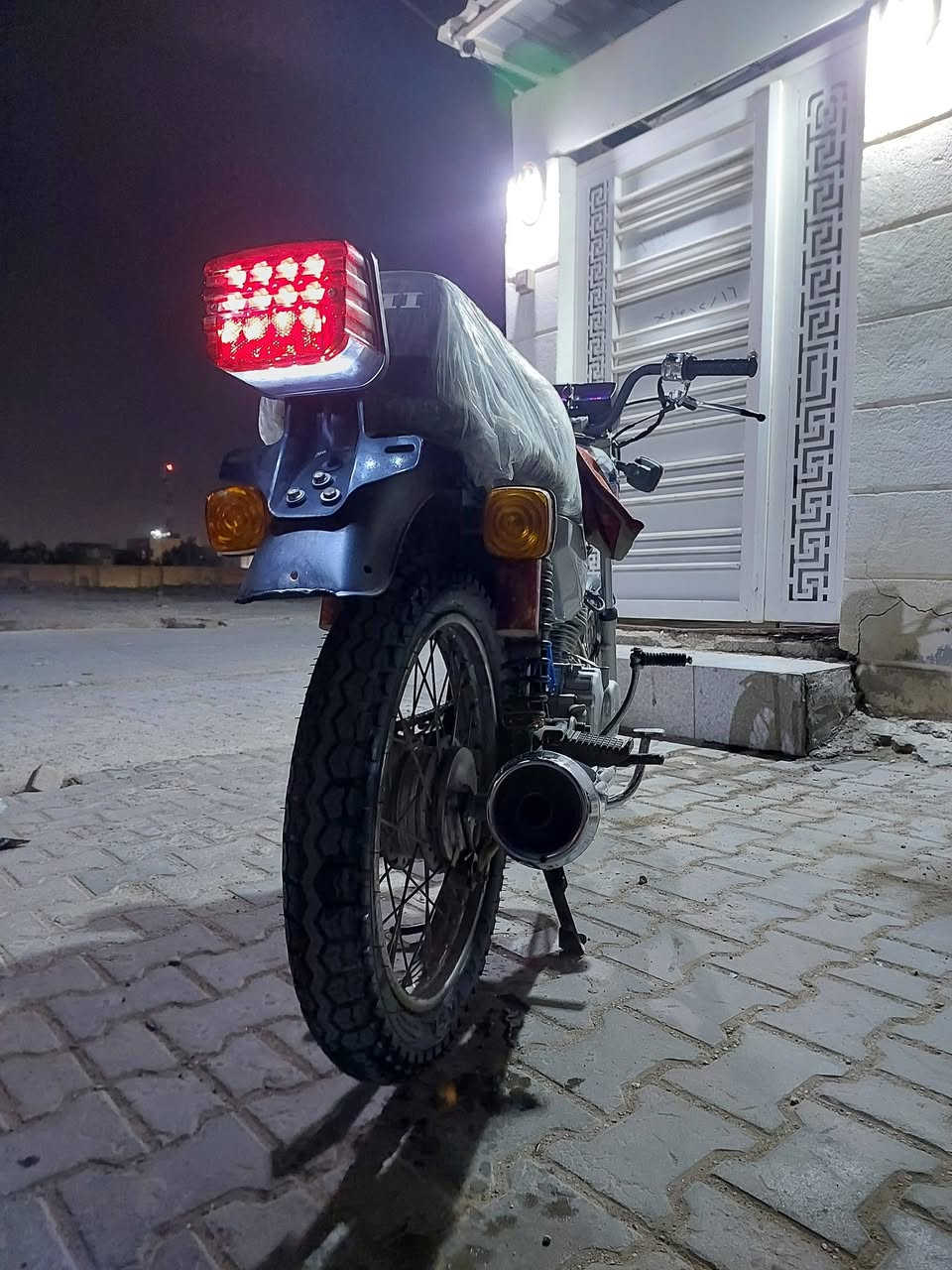 نامه شلامجه للبيع ما مفتوحه كهربائيات كلها شغاله كلك كلك كلك مكاني كربلاء السعر 525 و بيها مجال.   ***********
