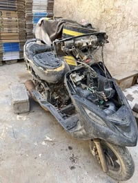 للبيع ماكس 140 كوم حديد  طافية ماعرف شبيها  ب70 وبيها مجال قليل مكاني ...