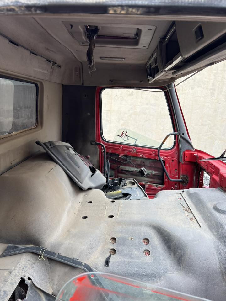 تاک قەمەرە Fm  بۆفرۆشتن
***********
***********
