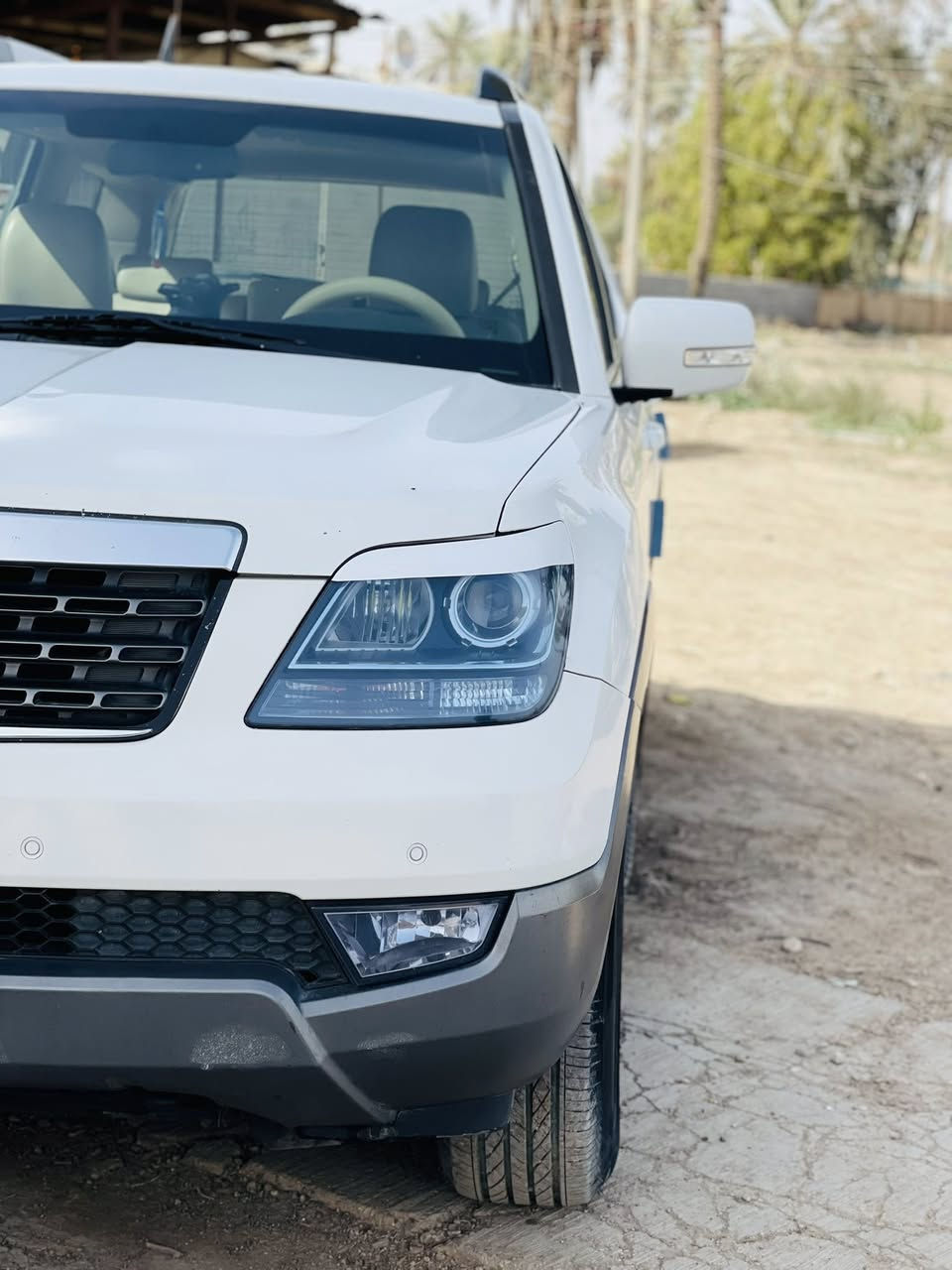 بسم الله الرحمن الرحيم
اخوتي سيارتي موهافي موديل 2016 رقم بغداد دولي جديد
 السيارة نص فول يعني دفع رباعي باب خلفي شفط كشنات جلد  تشغيل سويج بدون بصمة وفتحة السيارة جاهزة ومالت بيت مصروف عليها وداخلة ادامة كاملة بداية السنة الصدر امامي خلفي جديد ودبلات جكسارة يعني السيارة ماتهفي  المحرك مكفول سبانة مافاتحة برغي بي والكير ايضا مبدل فلتر ودهن ضمن حملة الادامة قبل العيد شديتلها منظومة غاز يعني تفويلتك اسبوع ب10 الاف ماكو صرف وتريد تبقى على منظومة الغاز هي دكمة تخول ومبدل بيها تخم نوزلات اصلي غرفتها نظيفة كلش بيها كلير جامغ وباب امامي جهة اليمين اثر شخطة ستوتة  بالبياع  موجود سونار تفضل  راسلني ويوصلك اي شي تريد نسيت اكتبة السيارة عارضهاب160 بيه مجال للشراي  وهذا ارخص سعر لموديلها ولمواصفاتها   والسيارة مكلفتني اكثر من شدتين بس بالبيع يحكم السوك 
اتمنى عدم الازعاج من الناس الي ما تشتري وتحياتي للجميع 
اتصال ***********
