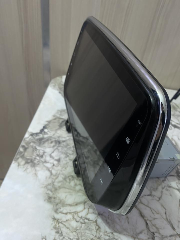 متوفرة شاشة حديثة وجديدة نوع توسان ٢٠٢٠ 
كاملة مع الاطار السعر ٥٠ فقط 
***********
