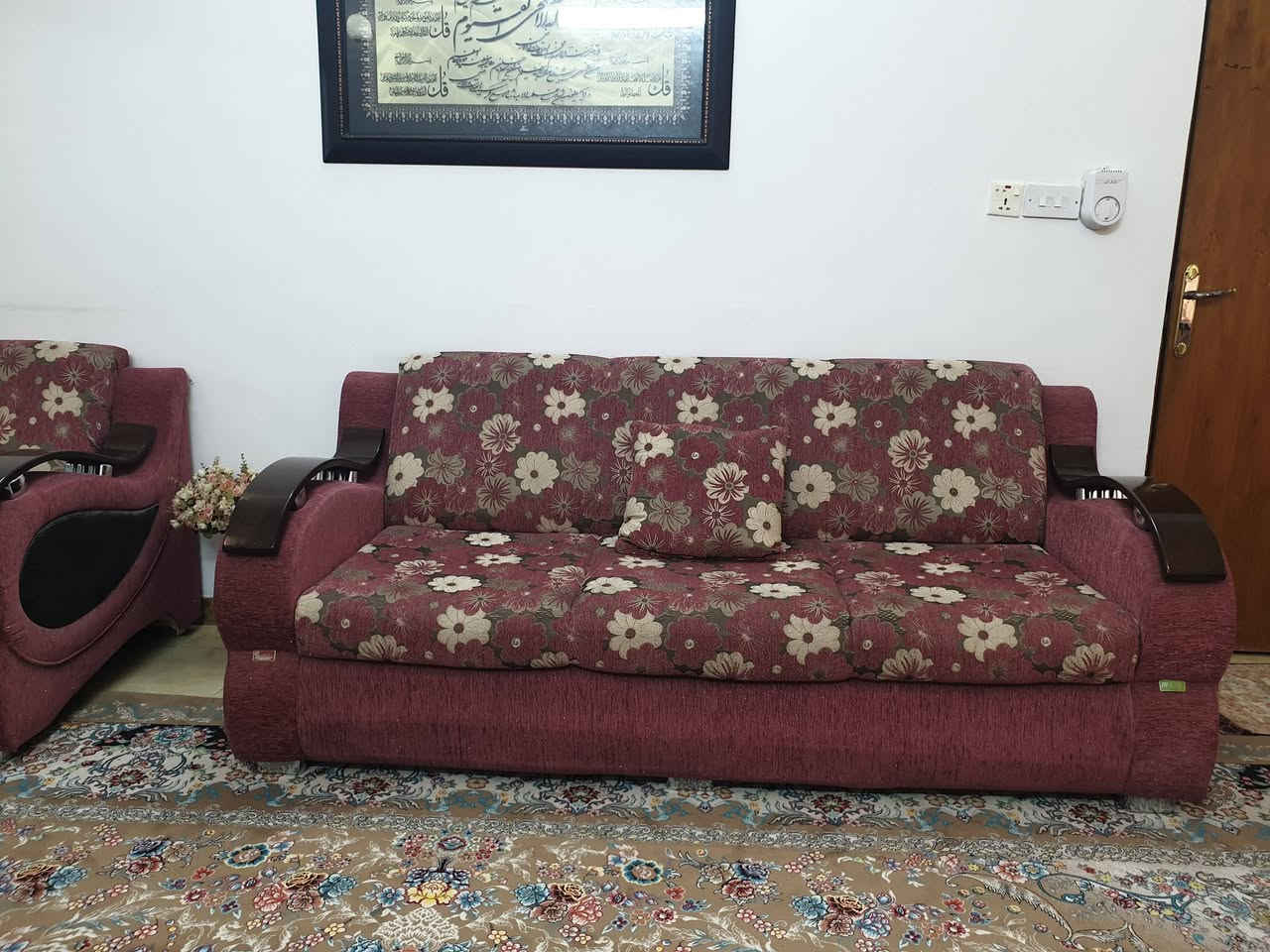 السلام عليكم
تخم قنفات اخو الجديد  للبيع للاستفسار ع الرقم ***********
