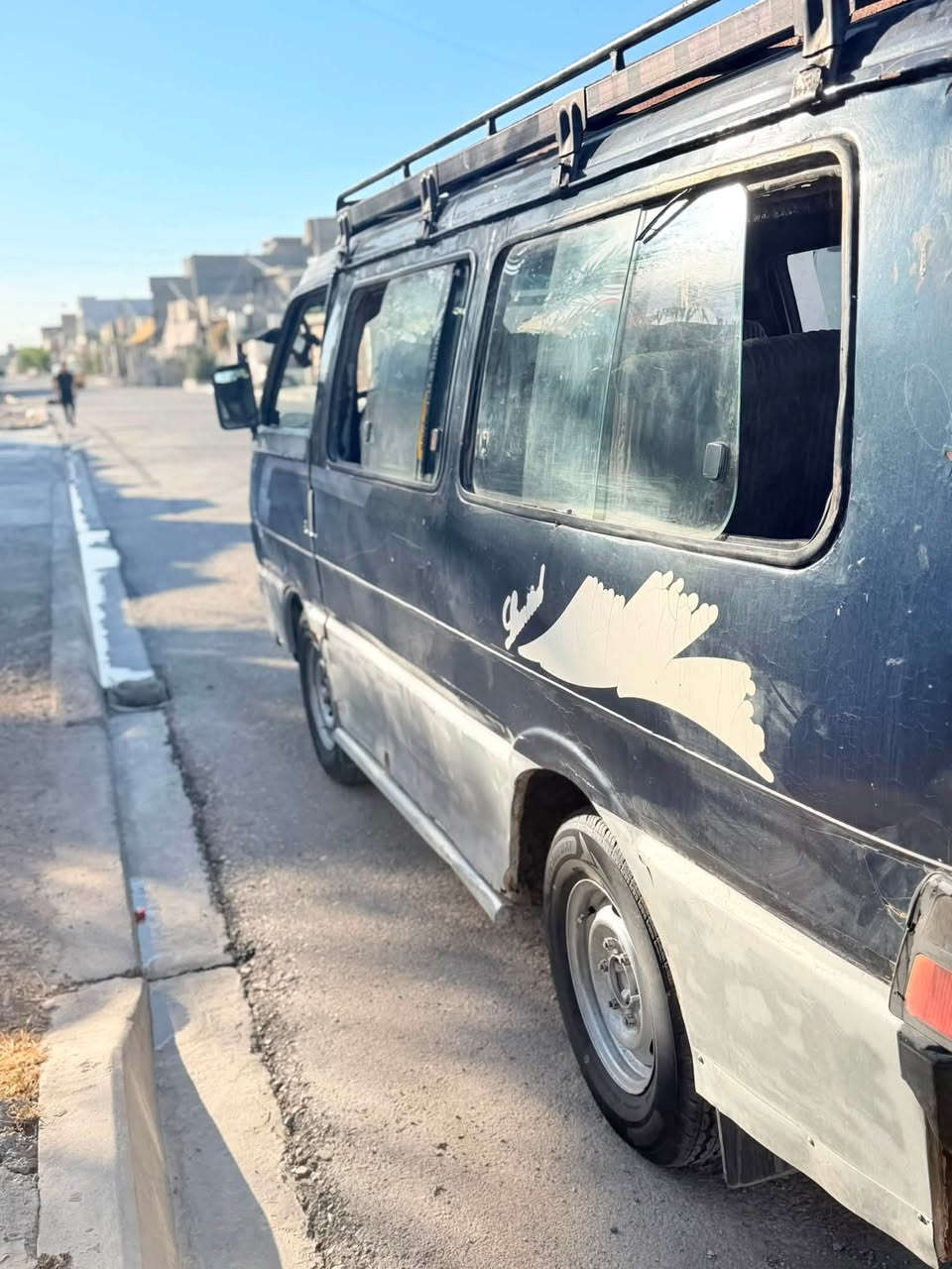 اعادة نشر بسبب الوعود الكاذبة بستا 93 كير محرك اكسل خير من الله تخم تاير جديد باتري جديد سنوية 2027 جاهزة من كل شي مو شراي لا تراسل ولا تعلق رجائاً  السعر 28$ 

***********
