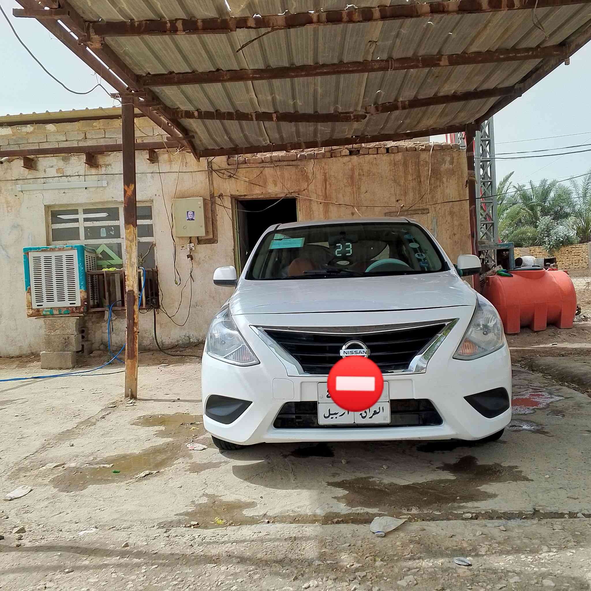 يا الله
من رخصه الادمن 
السلام عليكم 
نيسان صني هندي للبيع موديل  2017 بليته زركه
رقم اربيل 
مواصفاته معروفه
تريد وكاله تحويل بكيفك
بيه صبغ كد ما موضح بصوره
الباقي كفاله عامه 
ادامه كامله قبل سبوع 
كير ومكينه كفاله
وتبريد شغال 
وحداديه وتخم تاير جديد 
الاستفسار اكثر الاتصال ***********
