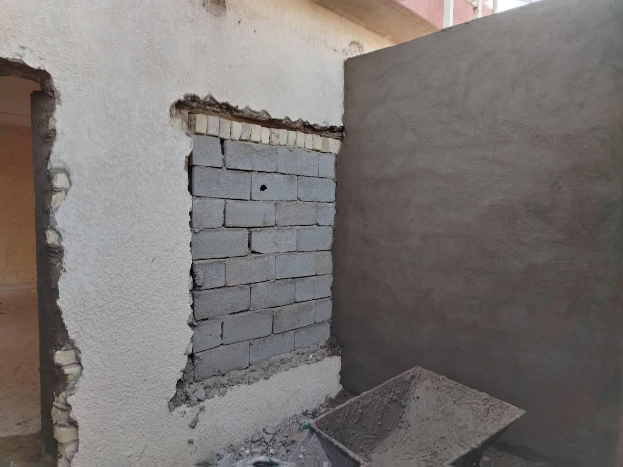 خلفه ترميم لبخ بورك نثر بياض صبغ سيراميك بناء صب ارضيات تكعيد بيبان شبابيك *********** اتصل أوتدلل تطبيك دروجه كرانيت مرمر سيراميك *********** اتصل أوتدلل
