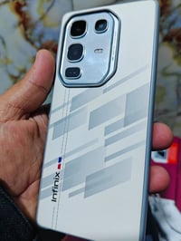 نوت 50 برو • ٢٥٦ • بطارية ٥٢٠٠