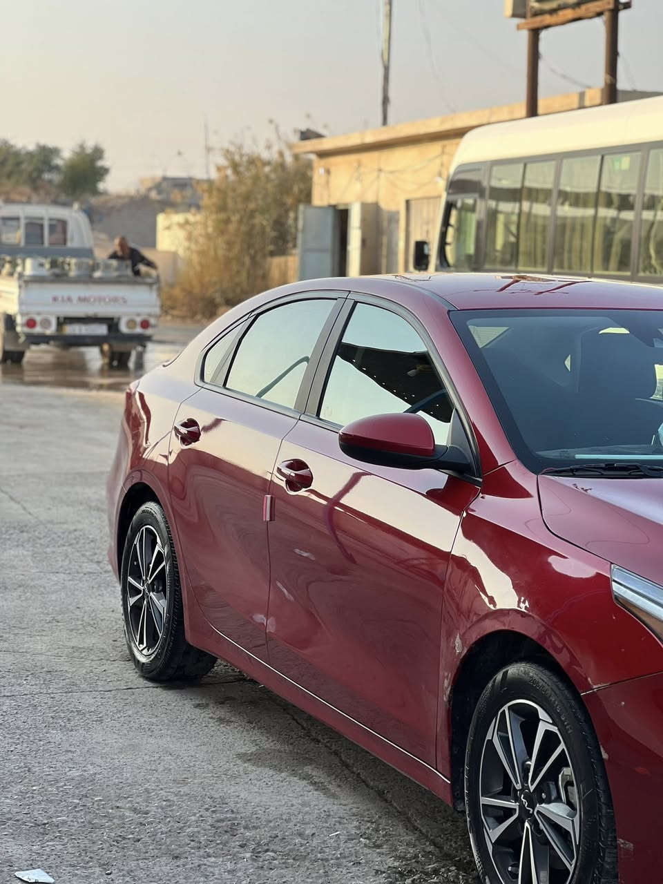 سلام عليكم فورتي موديل 2023
اللون احمر 

حادثه بنيد

. ماشيه 45 الف

حجم المحرك 2000 دوش  🔥

شاشة كبيرة مع نظام تشغيل ابل كار بلي

كاميرا دواره 

حساسات خلفية مع جرس تنبيه 

.رادرات جانبية+ وامامية+ وتحديد مسار + كروز سرعه

نقطة عمياء

 

السعر 135 ماكو بيهج سعر النضيف 

للاستفسار /*********** 

مكان صلاح الدين بيجي
