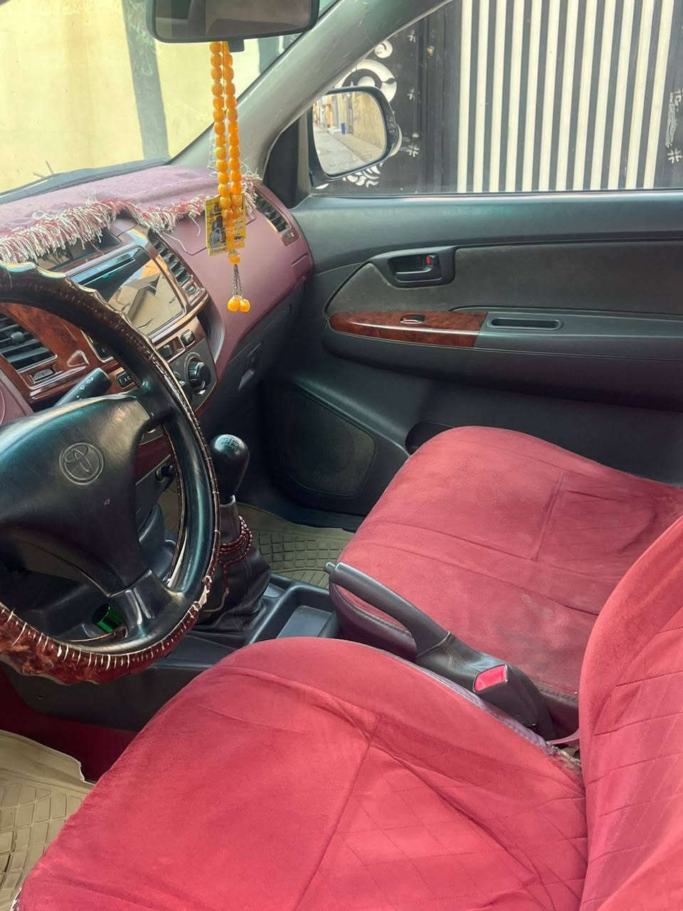 سلام عليكم تيوته موديل 2014 رقم نجف انكليزي تبريد تدفه شغال محرك مكفول مامفتوح كير مكفول شاصي مكفول اكسل مكفول سعر 150 رقم الهاتف ***********(***********
