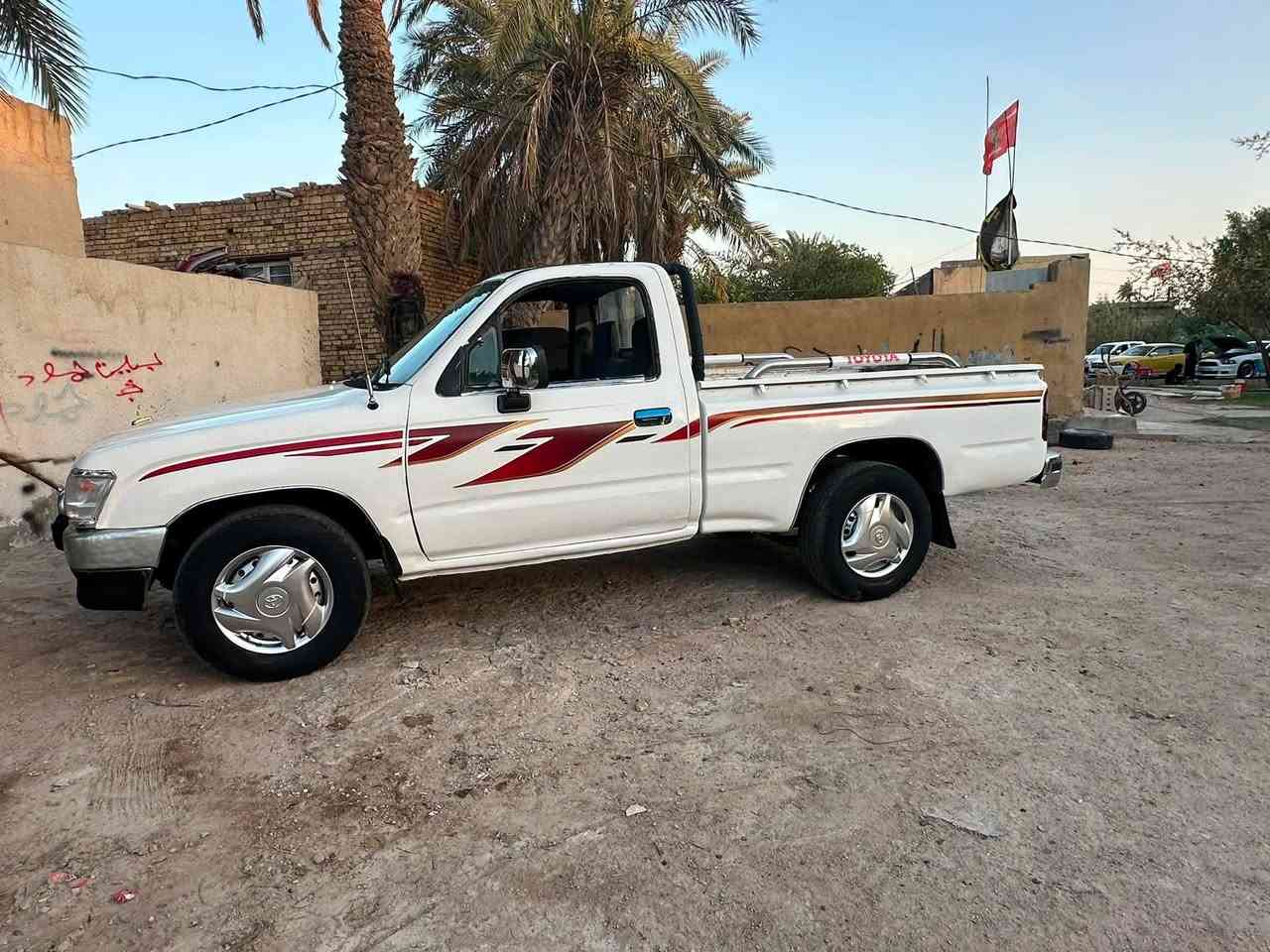 يالله. بيكم. موديل ٢٠٠٠
مكينه وكير وشاصي. مكفولات 

حداديه. وتخم تاير ٩٠ /١٠٠ 

سياره مصبوغه عام. 

بيها تجيه كلش. خفيفه جهت العبري. 

مكاني ناصريه. رفاعي. 

سعر ٤٨ بيها مجال قليل. حت الجيه 

***********تحويل او وكاله. ثاني يوم
