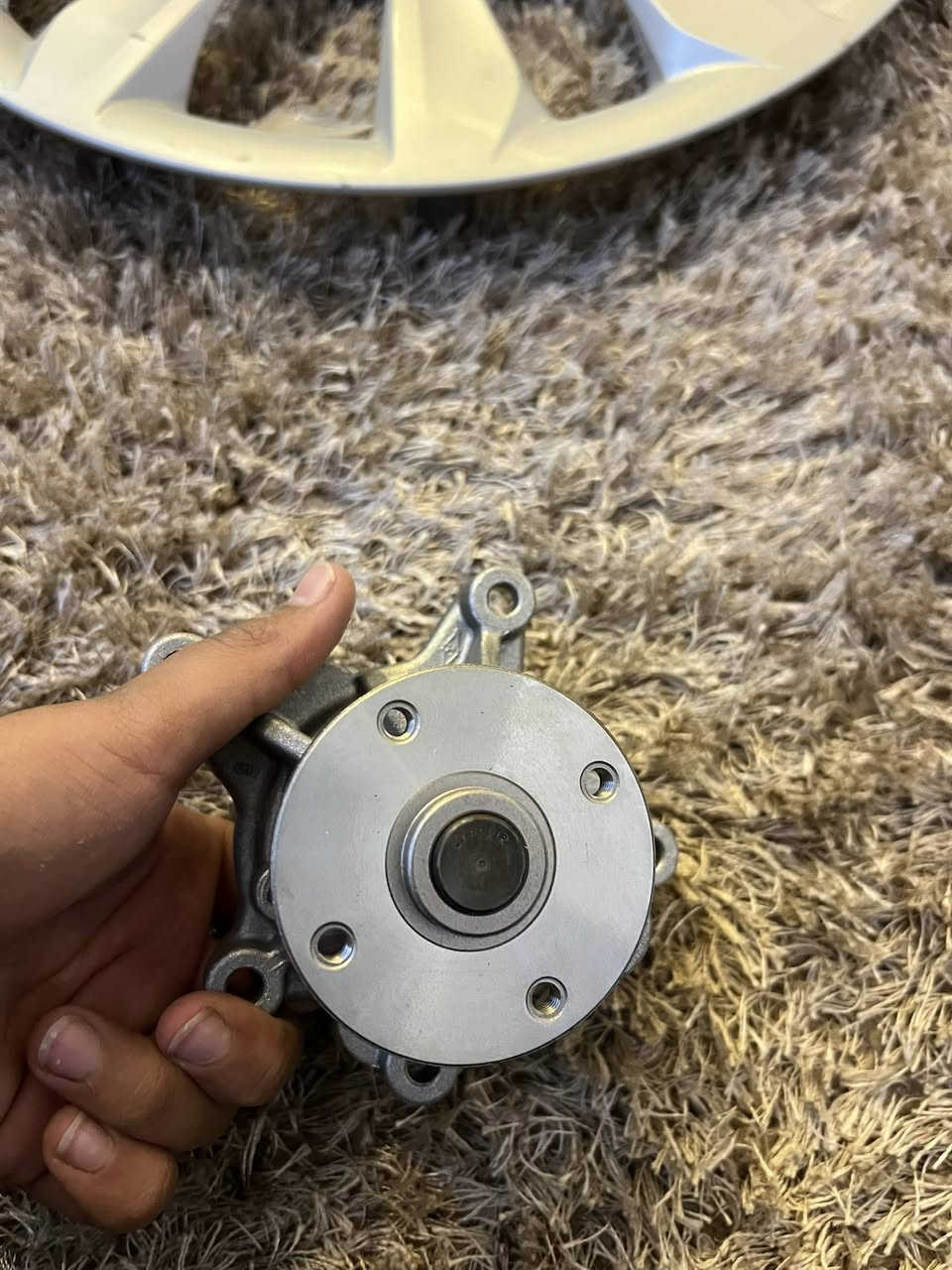 سلام عليكم 
بسم الله الرحمن الرحيم 
عندي هذن الغراض مال سيراتو 
الكبات مال سيراتو 2024
وفيتبم اصلي مال تفصيخ ما مستعمل يرهم سيراتو فورتي  وهوندا يرهم جميع الموديلات 
واتر بم مال كيا سيراتو فورتي من موديل 2020 وانت صاعد يرهم جميع الموديلات والواتر بم اصلي مال شركه 
سعر الواتر بم 100 الف فقل وكاله شرط 
سعر الفيت بم 150 قفل مال تفصيخ بعده جديد مامستعمل الله شاهد 
الكبات 100الف بيهن مجال وتجي هنا وتفحص وتشوف كله اصلي 
***********
