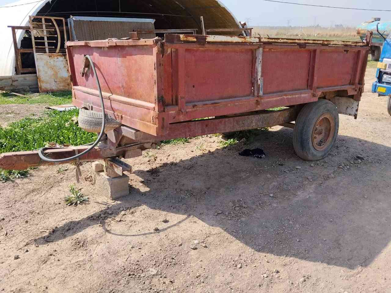 السلام عليكم عنتر مع عربانة للبيع شغالة بدون ارقام السعر 3ملايين المكان بغداد ***********
