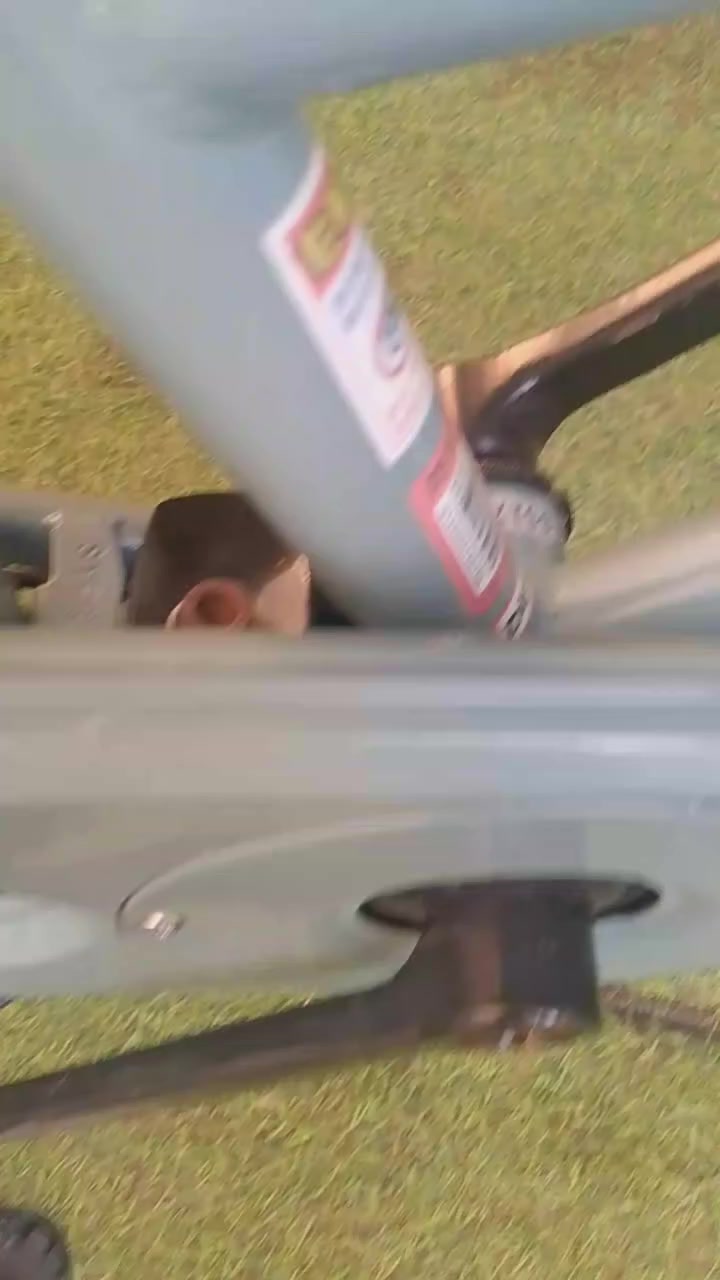 السلام عليكم بايسكل للبيع موديل 22 السعر 120 وبي مجال مكان سماوه قريه  سيد جبار***********
