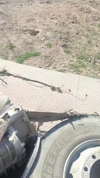 فالفو 2004 سنكل امامي مدعومة ومفصخة رقام نكليزي سايلو ابيعه على وضعه ك...