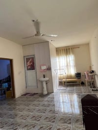 يا الله السلام عليكم.اليوم عدنه بيت طابقين للبيع في منطقة المدائن سلما...