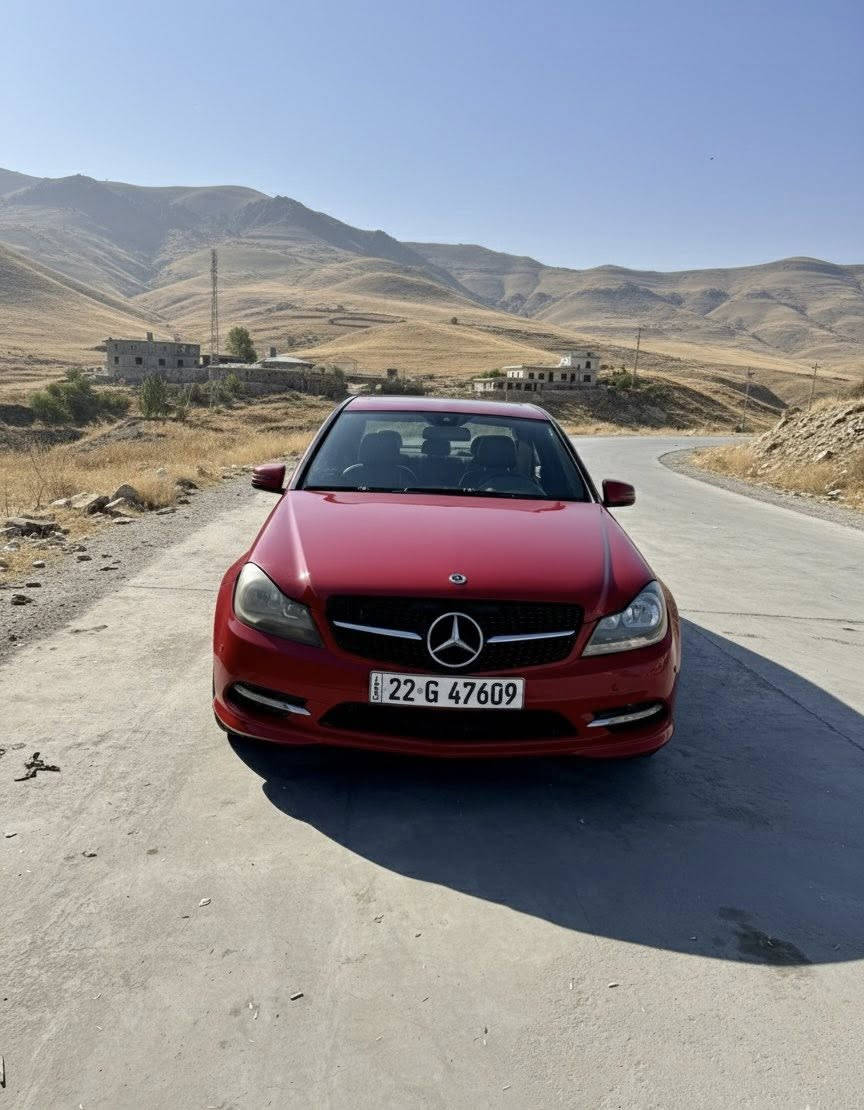 السلام عليكم ورحمة الله وبركاته
مارسيدس C 300 2011 محدث 2014
فول مواصفات محرك 6 بلادي 
سيارة جديدة وبدون نقص
صدر تخم تاير كير محرك كله جديد
رقم اربيل شرط تحويل او وكالة 
وبسعر مناسب جدا 
١٠٨ ورقة وبيه مجال بعد معاينه 
***********
***********
