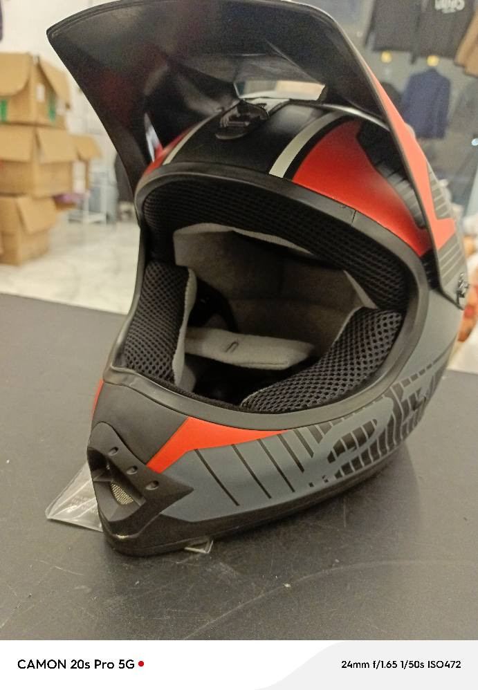 للبيع خوذ جديد مال امزون هو والكارتونه وياه انطيني سعر واخذه /عنواني كركوك الحريه.
شراي تعال خاص كركوك, العراق


**إذا كنت صاحب هذا الإعلان وتريد حذفه لأي سبب، رجاءا أرسل رسالة إلى الدعم الفني**