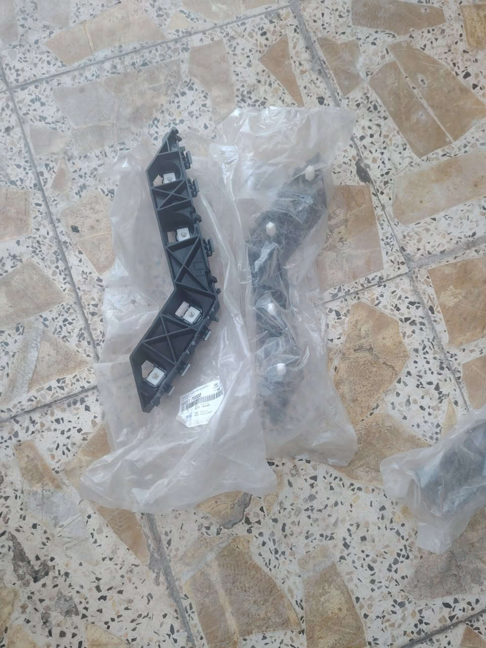 سلام عليكم عندي غراض سنتافيا موديل 25 كوري اصلي دبلات جنطه كهربائية نرمايد بنيد ماستكات خلفيه ومسطره جنطه ومسطره دعاميه اماميه نرمايد باب ابيع جوه السوك اتريد شلع او قطع بس المعروض عندي مكان بغداد مدينه الصدر اتصال ***********
