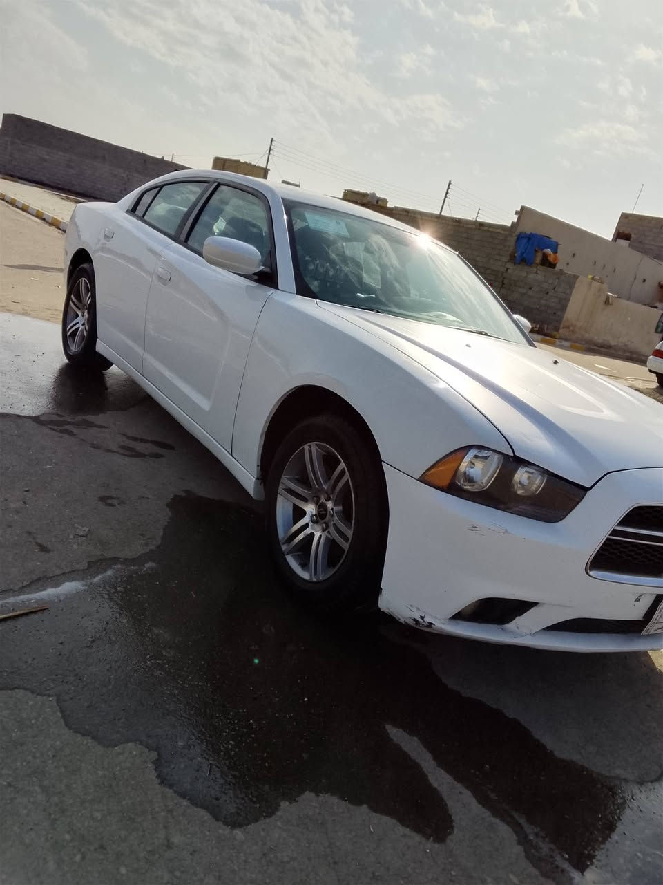 سلام عليكم جارجر موديل 11 سياره مكفوله من ضربه ققط  بيه قطعتين صبغ والباقي كفاله   مكينه 3600 رقم بصره مشروع وطني سنويه ال 28 حداديه كير مكينه اكسل كفاله تخم تاير جديد تبريد شغال سعر 130 وبيه مجال حق جيه الاستفسار *********** ما متواجد فيس
