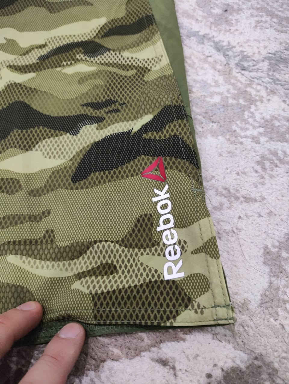 Reebok ✅✅
باله اوريجنال 💯💯 
النظافة 💯💯 
M القياس 
يتوفر توصيل لجميع محافظات العراق 🚙


**إذا كنت صاحب هذا الإعلان وتريد حذفه لأي سبب، رجاءا أرسل رسالة إلى الدعم الفني**