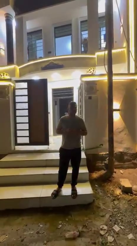 للبيع بيت 120م طابو ملك صرف واقع الحال بالسند 100م رفت الاساس وطابوك البناء بوب قاصه سيراميك لوح حمامين مع تواليت خارجي يتكون من اربع غرف نوم رايده ب115مليون وبيه مجال مكانه بغداد منطقه الانتصار مقابل مستشفى حماد شهاب قرب المستوصف الصحي مكانه بين الطريق الرابط بين كميره والراشديه والطريق الرابط بين بغداد وبعقوبه تريده استثمار يتأجر ب400 الف للاستفسار الاتصال *********** وآسف على الاطاله
