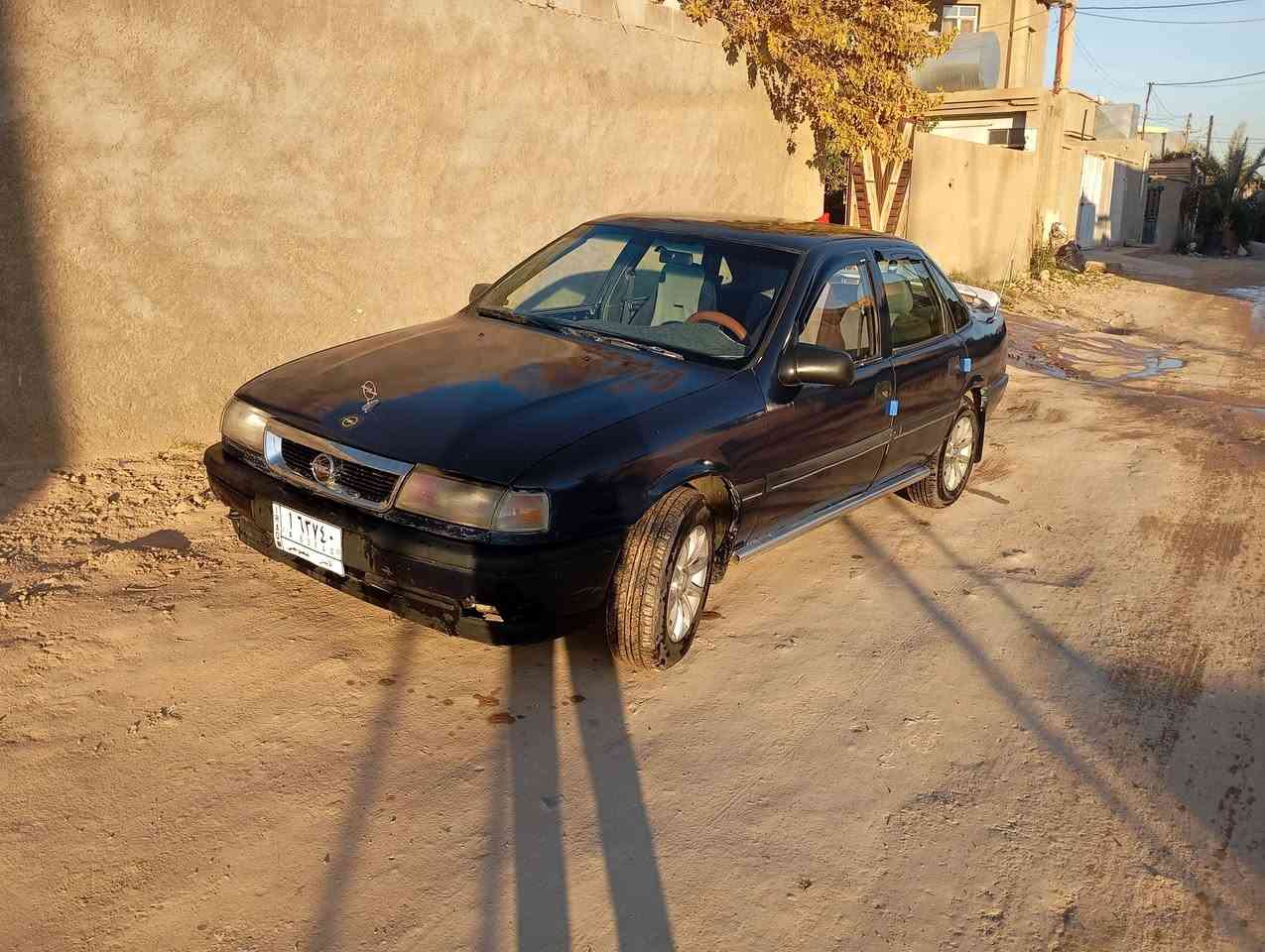 السلام عليكم من رخصه لادمن للبيع او مراوس اوبل فكترا موديل ٩١ محرك٢٠ مصبوغه جماليه محرك كير صدر تخم تاير باتري مكفولات سياره جاهزه من كلشي نقص فقط بطانه مال باب عكس سايق مكانه السياره القائم سعر ٣٣ شراي يتصل يراسل كلشي موجود على هذا رقم ***********
