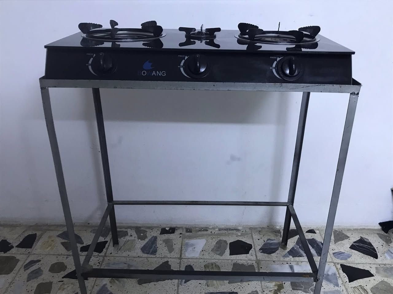 طباخ تركي 3 عيون مستعمل قليل كل عين بي جداحه هوه والميز 35 الف


**إذا كنت صاحب هذا الإعلان وتريد حذفه لأي سبب، رجاءا أرسل رسالة إلى الدعم الفني**