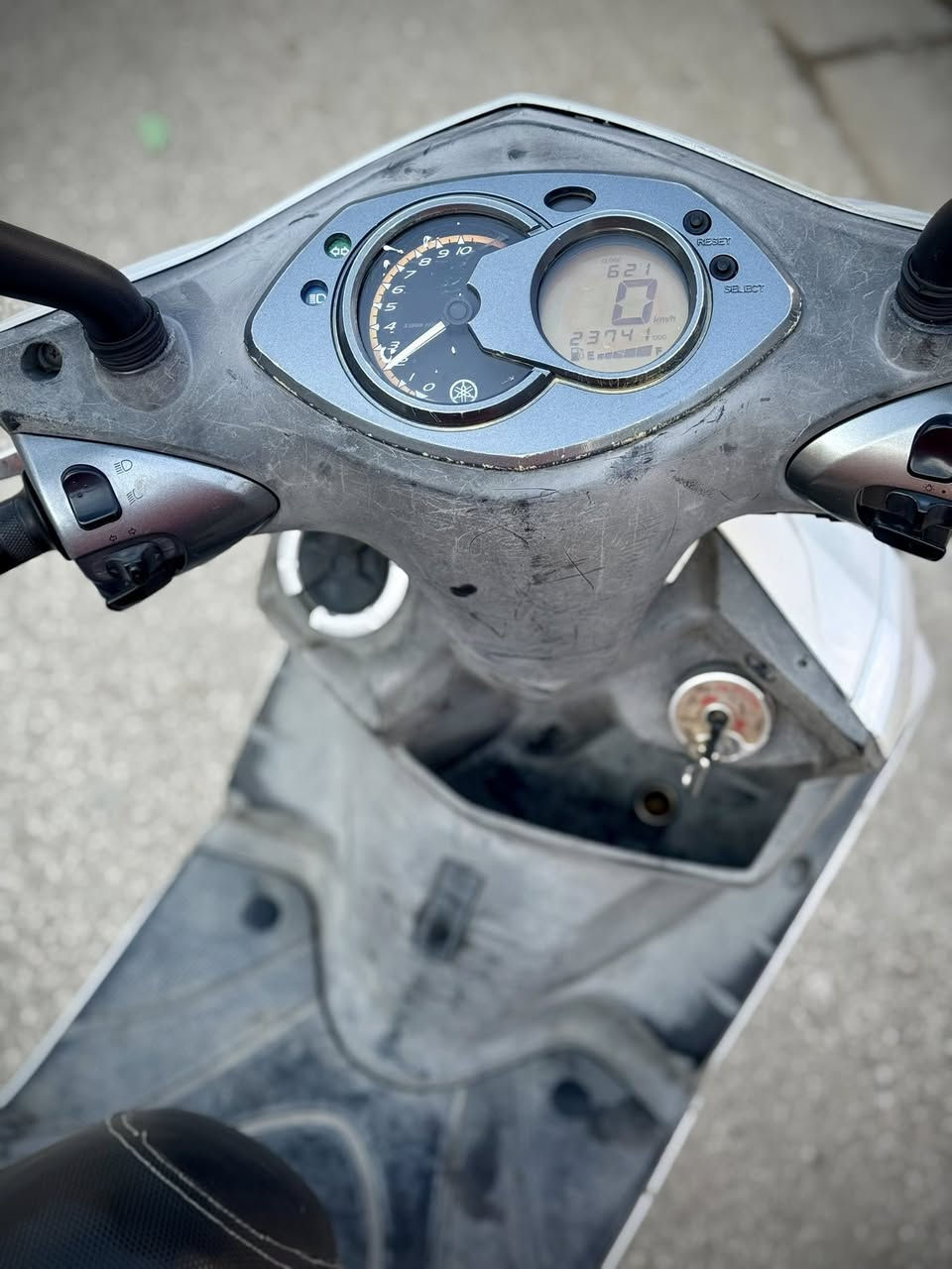 سكنس فحل كابريتر الدراجة ختم واحد من الطول لطول ومكفولة كفالة عامة اوراق كاملة جانت متروكة وستخدام كلش قليل ماشية 20 الف نص نكرة بكل وكت عدادات سرعة بانزين اشاير لايتات كلهة فول مكينة ناعمة شلعة معدل الدراجة خير من لله وكلهة بلادية  مصورها فديو من التشغيلة ولمحرك ولكور وداير مداير وكلشي الي يحب ادزة الة واتساب الدراجة كلش جديدة وبلعافية عل ياخذهة مكاني بغداد البياع السعر 775 📞***********
