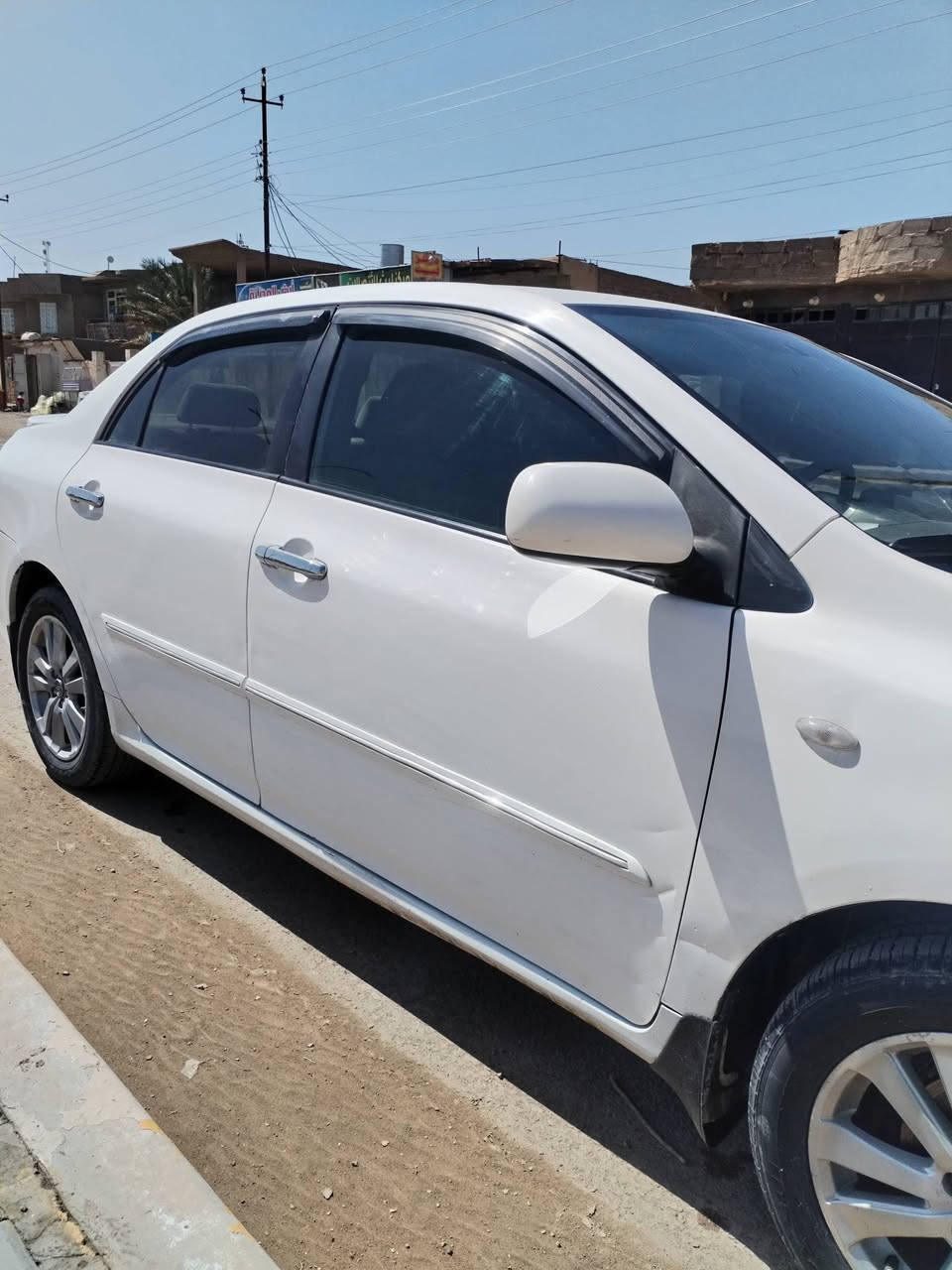 اقرء التفاصيل جيدآ وبعدها اتصل واني بخدمتك
كورلا 2009خليجي محرك 1600 
رقم اربيل جديد وصاحبها الشرعي موجود يمي ..تحويل ثاني يوم 
كير+محرك+دواخل كفاله يعني اي حادث ماكو واضح ؟  راح اتكلي عندك سونار اني انطيك كلشي بيها وراها روح سوي سونار اذا تحب 

بيها تكحيل اثر شخوط 
وبيها صبغ بسيط اثر تكشير ومشتغليها شغل مرتب.. ومأشرلك وين الصبغ فقط صبغ 
السياره حلوه كاعده مابيها برغي نقص

السعر 102…مكان سامراء.. 
وهذا رقمي ***********
