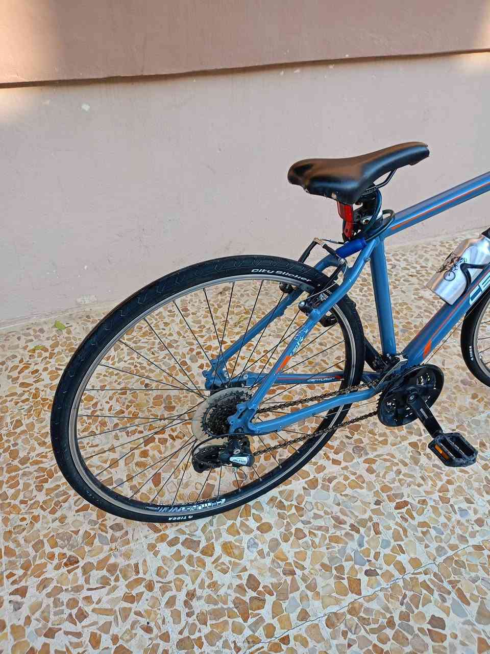 للبيع باسكل ماركه centurion ألماني شرط مختوم علينو ألمانيا كير شيمانو حجم 28 لشة  الامنيوم خفيف ريشه السعر 160 رقم الهاتف *********** متواجد فيسبوك
