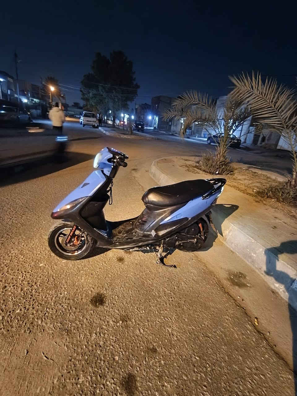 سلام عليكم... عدله بوشه ٤٩ بلادي دراجه وين ما تريد تفحص بس كفر السمائي مو، مالتها دراجه ختم واحد ويه، مكينه نكره، سلف تخم واحد كهربائيات كامله ما ناقصها شي كامله مكمله.. ***********.
