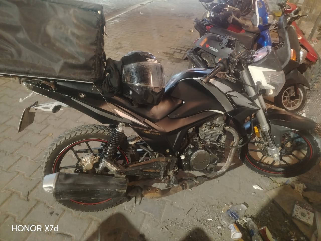 NAMI Z-ONE180 ايرانية.
موديل 2017
رقم بصرة والسنوية ضايعة بس عندي ستنساخ
مكينة 180cc مفتوحة مبدل گير وبيها نضوح
السعر مليون و١٠٠ قفل
***********
